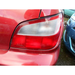 Feu arrière origine subaru WRX/STI 01-02