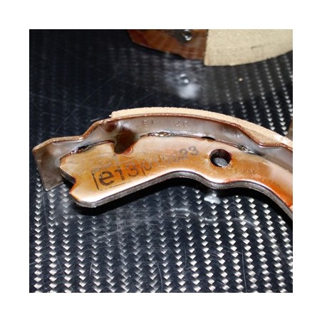 Machoires de frein à main ORIGINE SUBARU GT 93-00