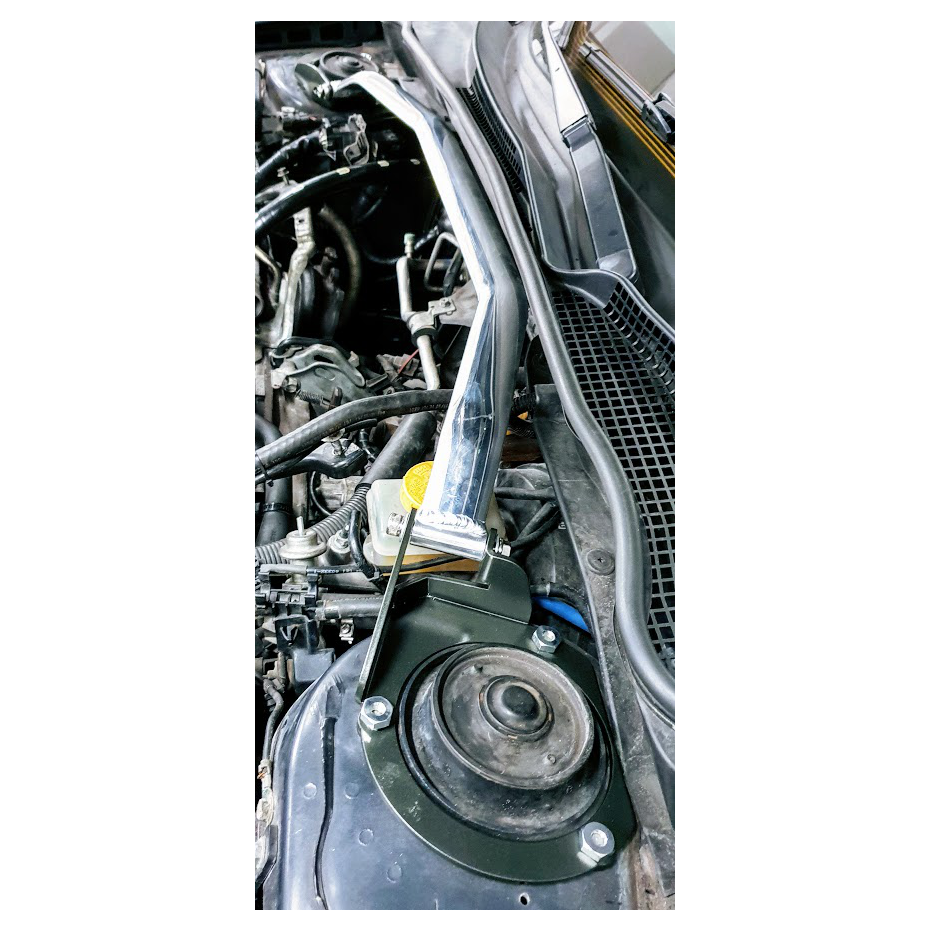 Barre anti-rapprochement avant  SUBARU WRX et STI 08-14