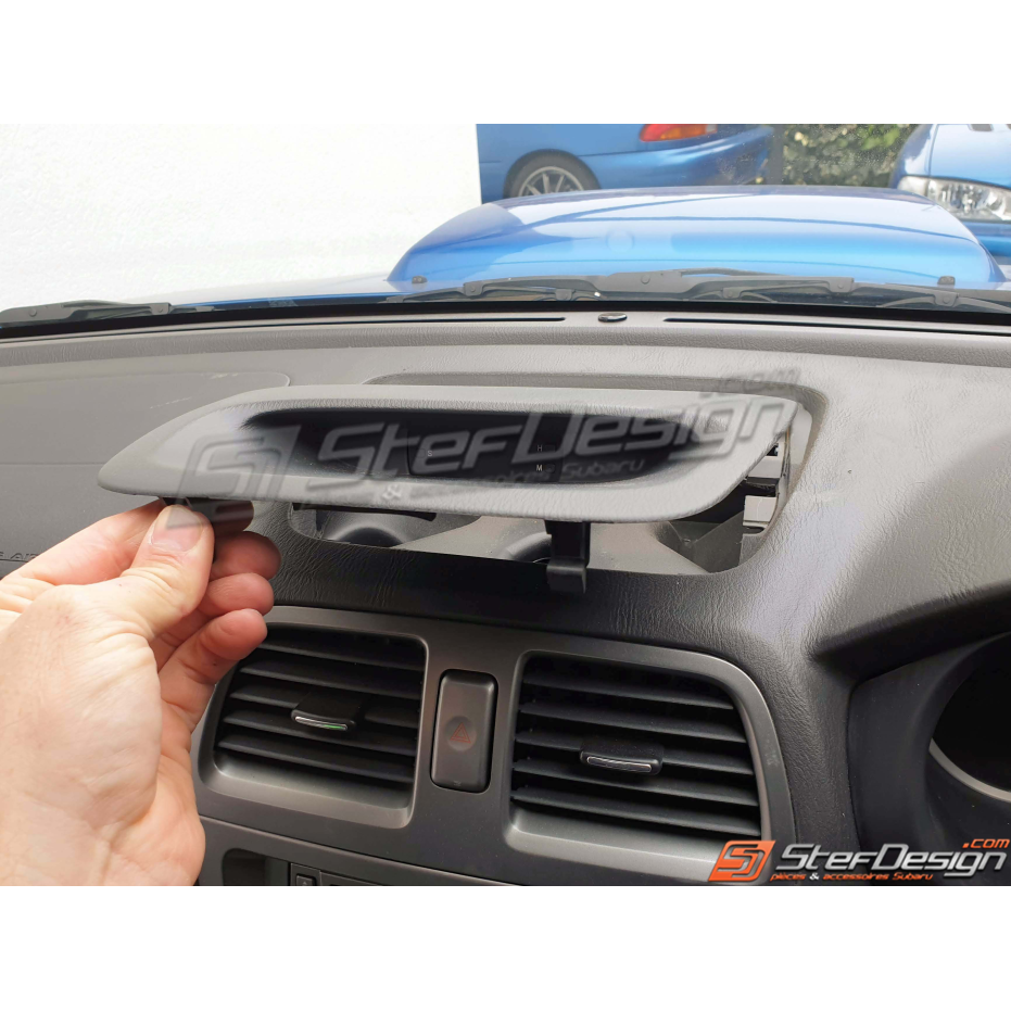 Console 3 manomètres centrale SUBARU  impreza WRX et STI 01/07 Console 3 manomètres centrale SUBARU  impreza WRX et STI 01/07