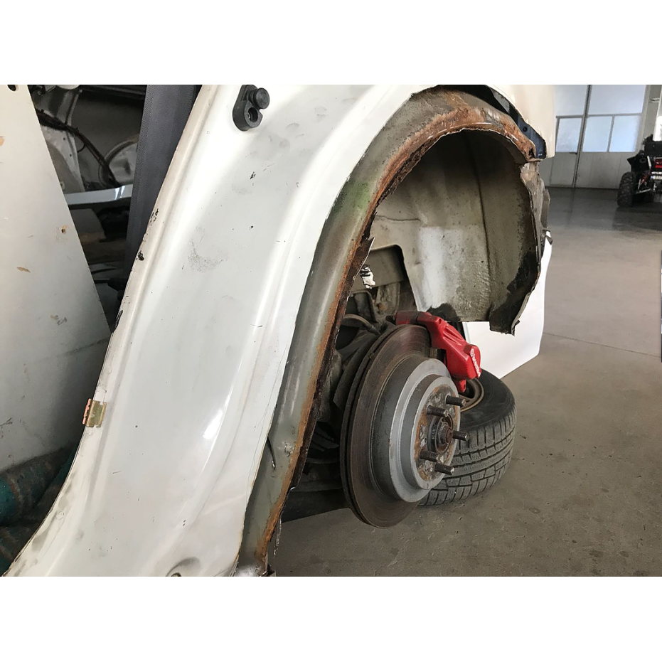 Bas d'aile arrière intérieur tôle brut SUBARU GT 93-00 Bas d'aile arrière intérieur tôle brut SUBARU GT 93-00