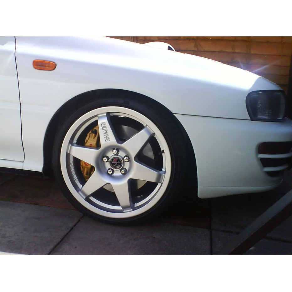 Jante Revolution Wheels Millennium 18 pouces