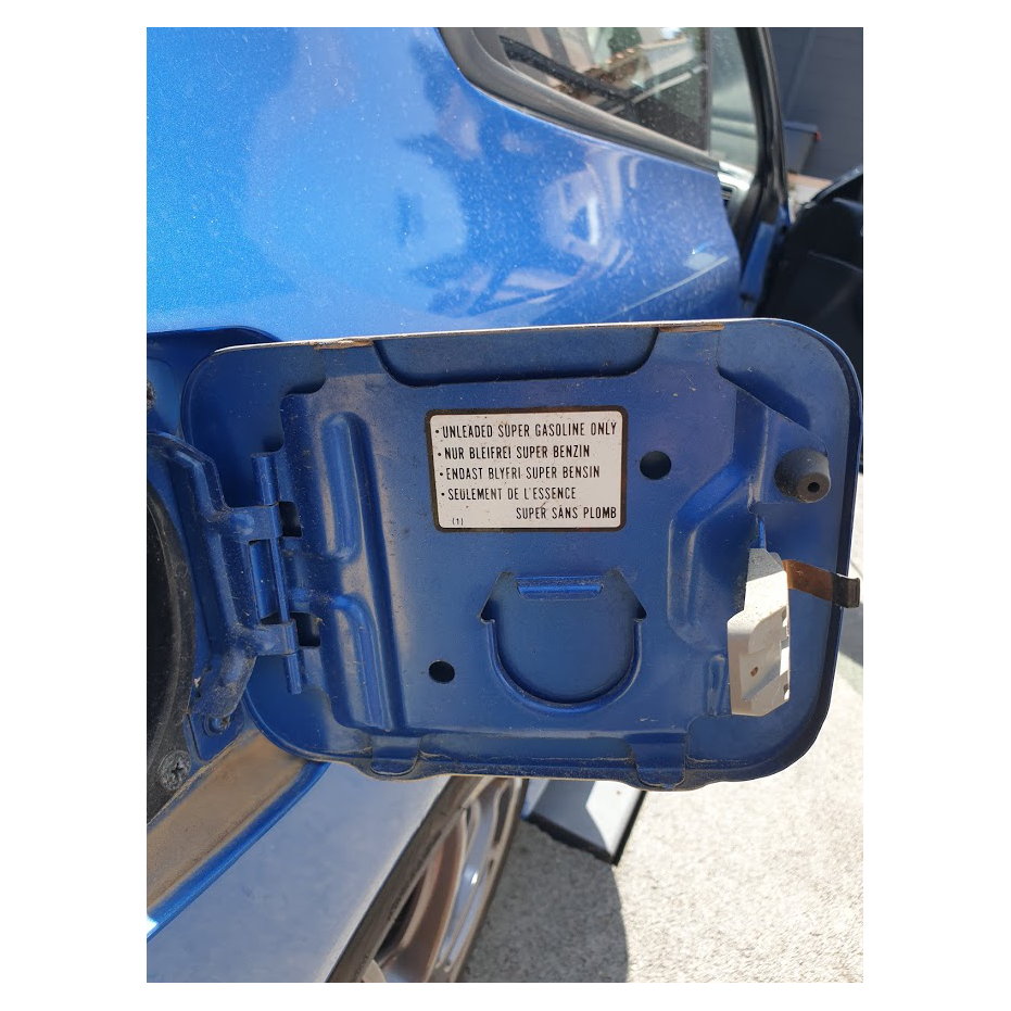 Autocollant de trappe a essence  Autocollant de trappe a essence