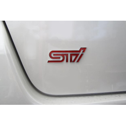 Logo de coffre Subaru STI...