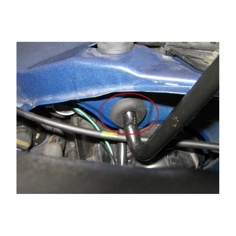 Silent bloc de barre de capot subaru impreza GT 93-00 WRX/STI 01-07 Silent bloc de barre de capot subaru impreza GT 93-00 WRX/STI 01-07